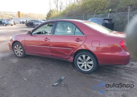 2002 Toyota Camry Xle z USA, uszkodzony, nr VIN 4T1BE30K62U101287